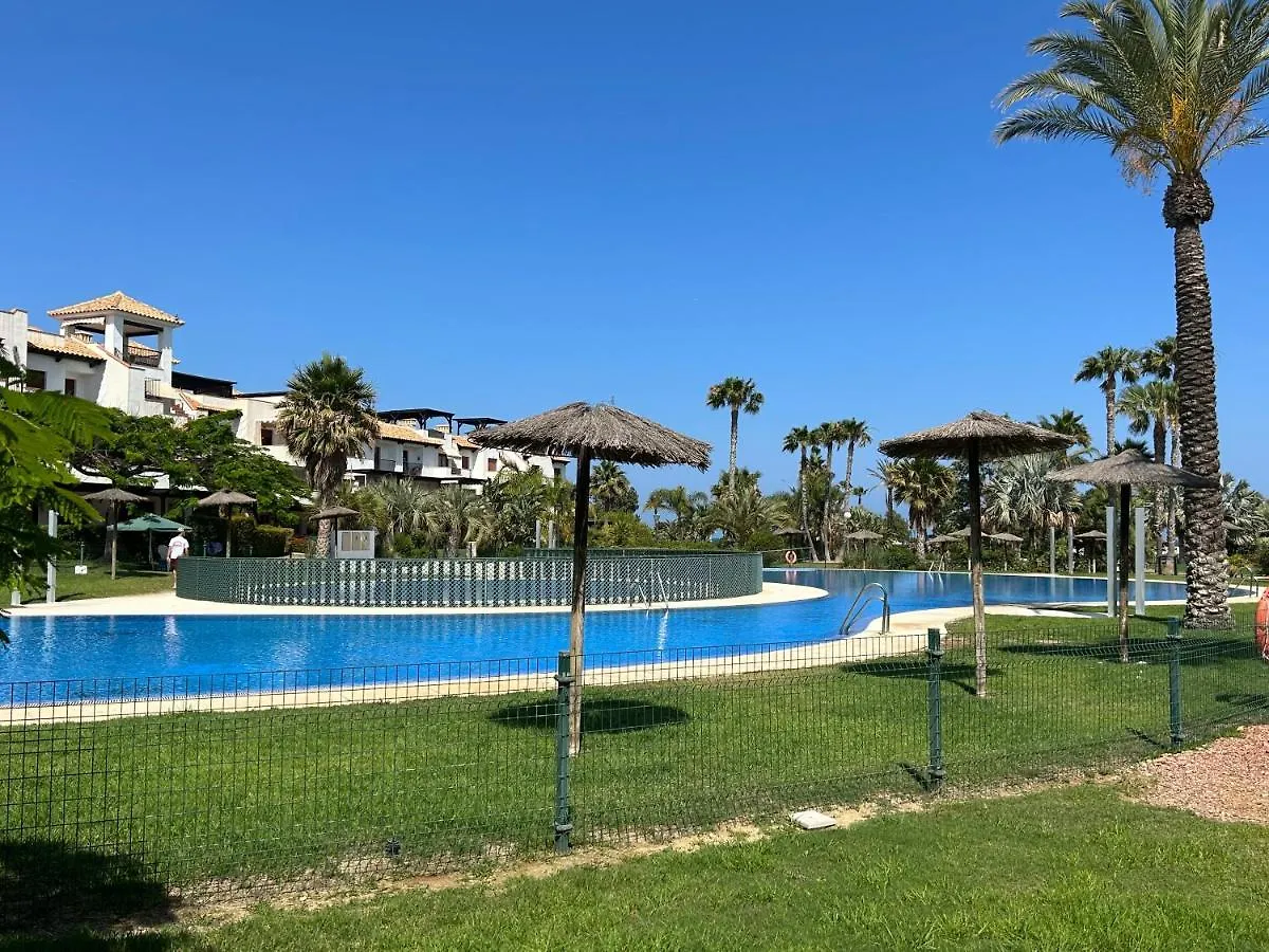 Atico Junto Al Mar Jardines De Nuevo Vera Acceso Directo A La Playa Wifi شقة